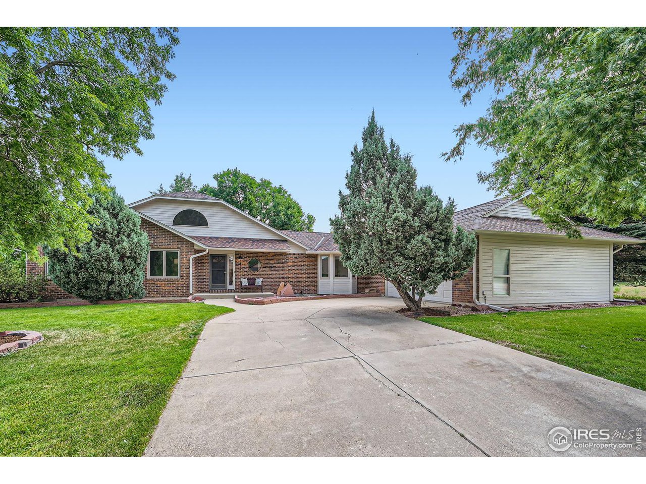 7812 Country Creek Dr