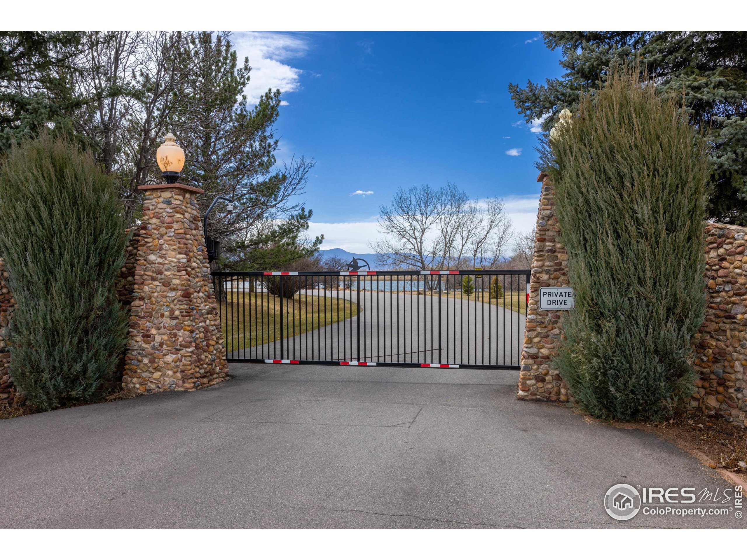 10391 E Goose Haven Dr