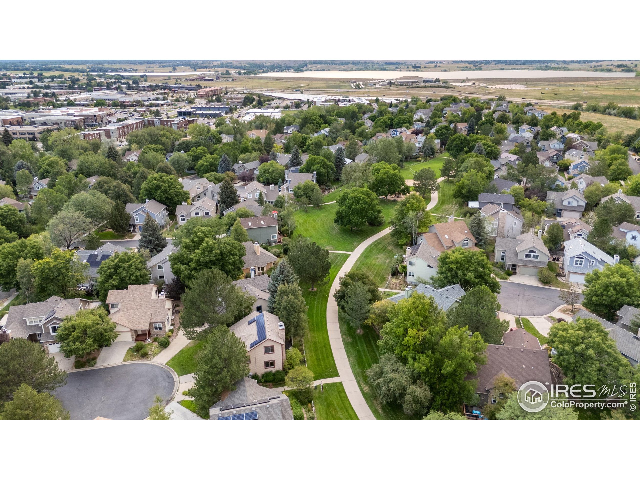 5562 High Country Ct