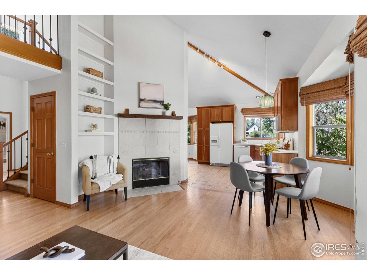 5562 High Country Ct