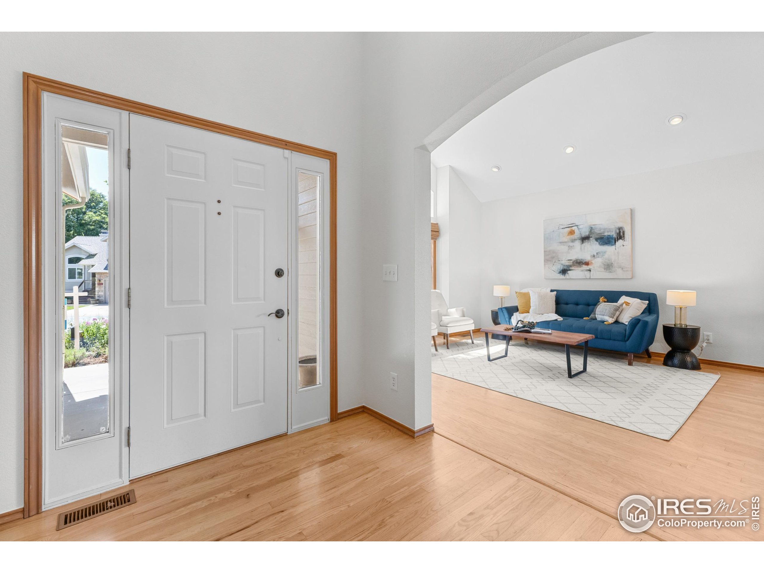 5562 High Country Ct