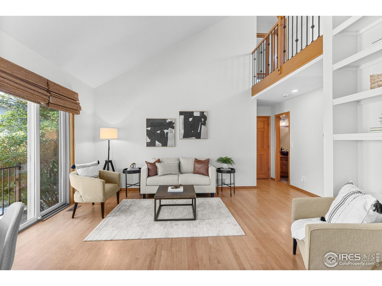 5562 High Country Ct