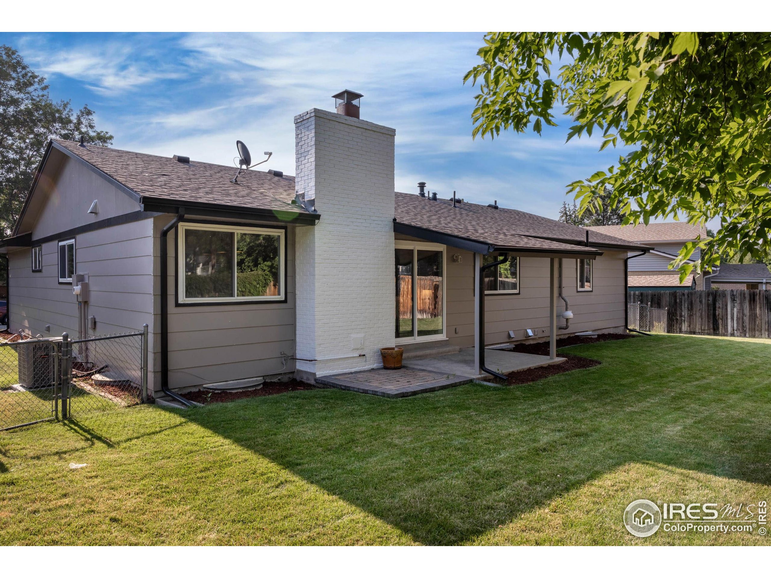 8195 Field Ct