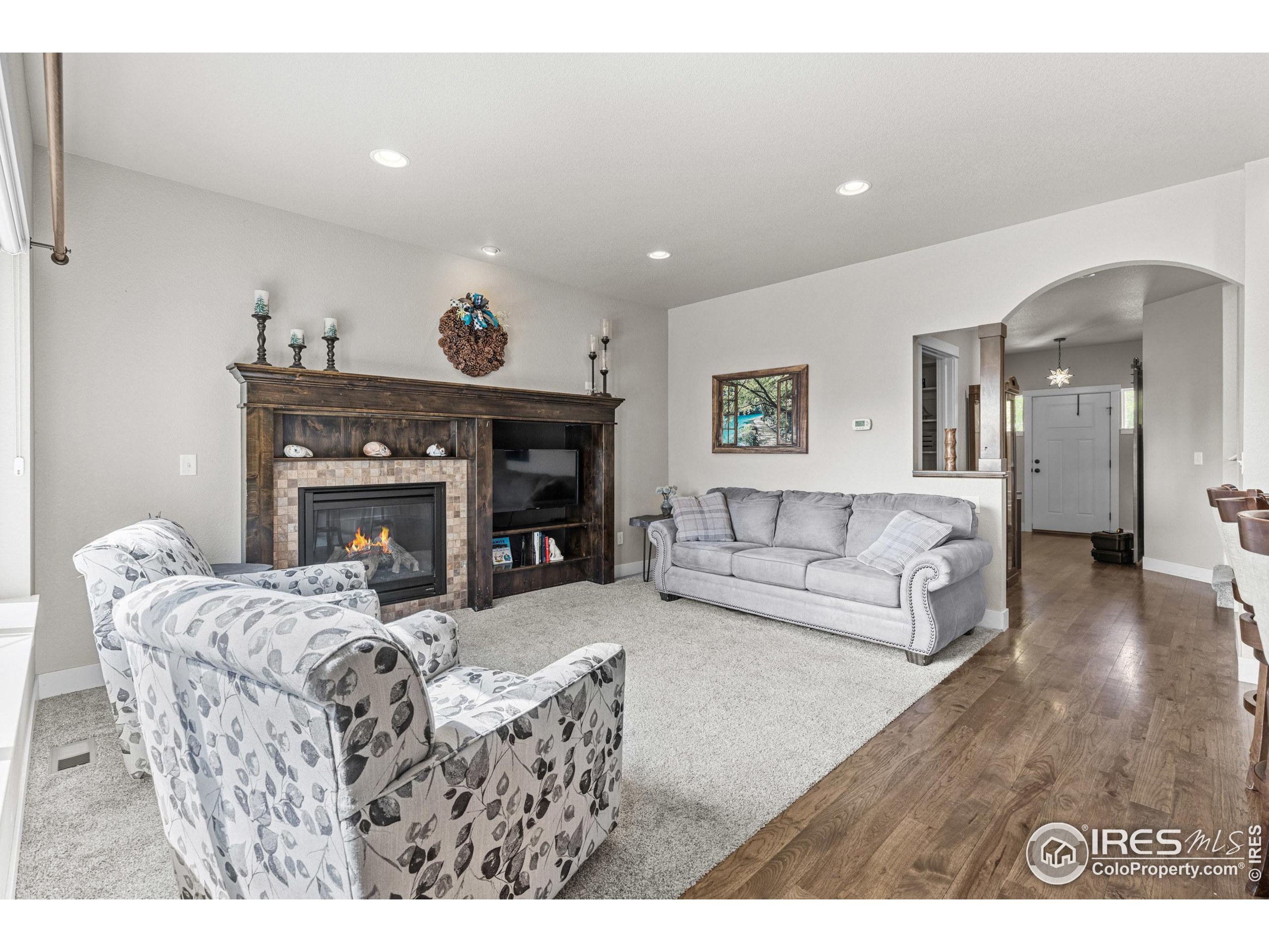 1107 Crescent Dr