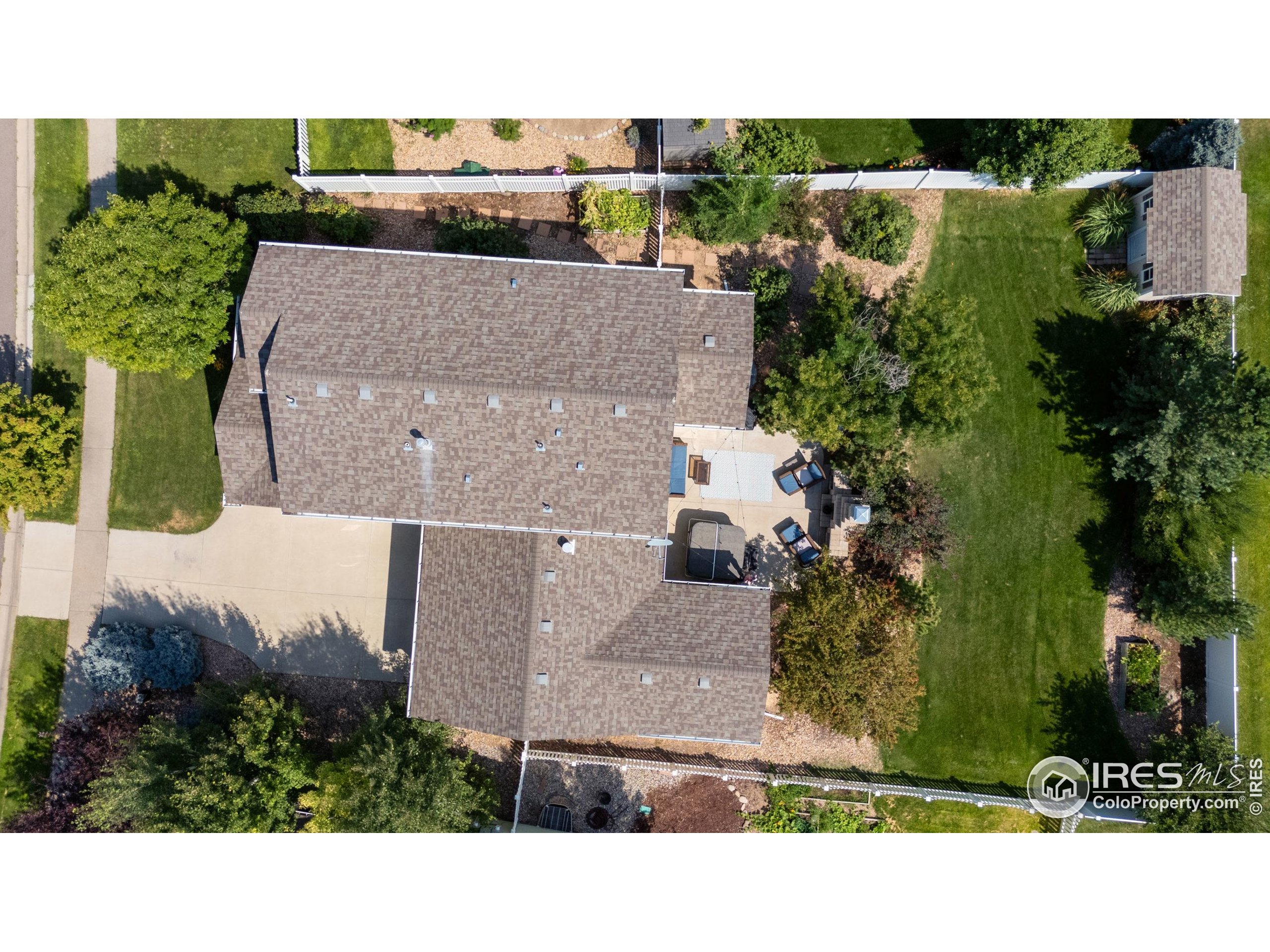 1107 Crescent Dr