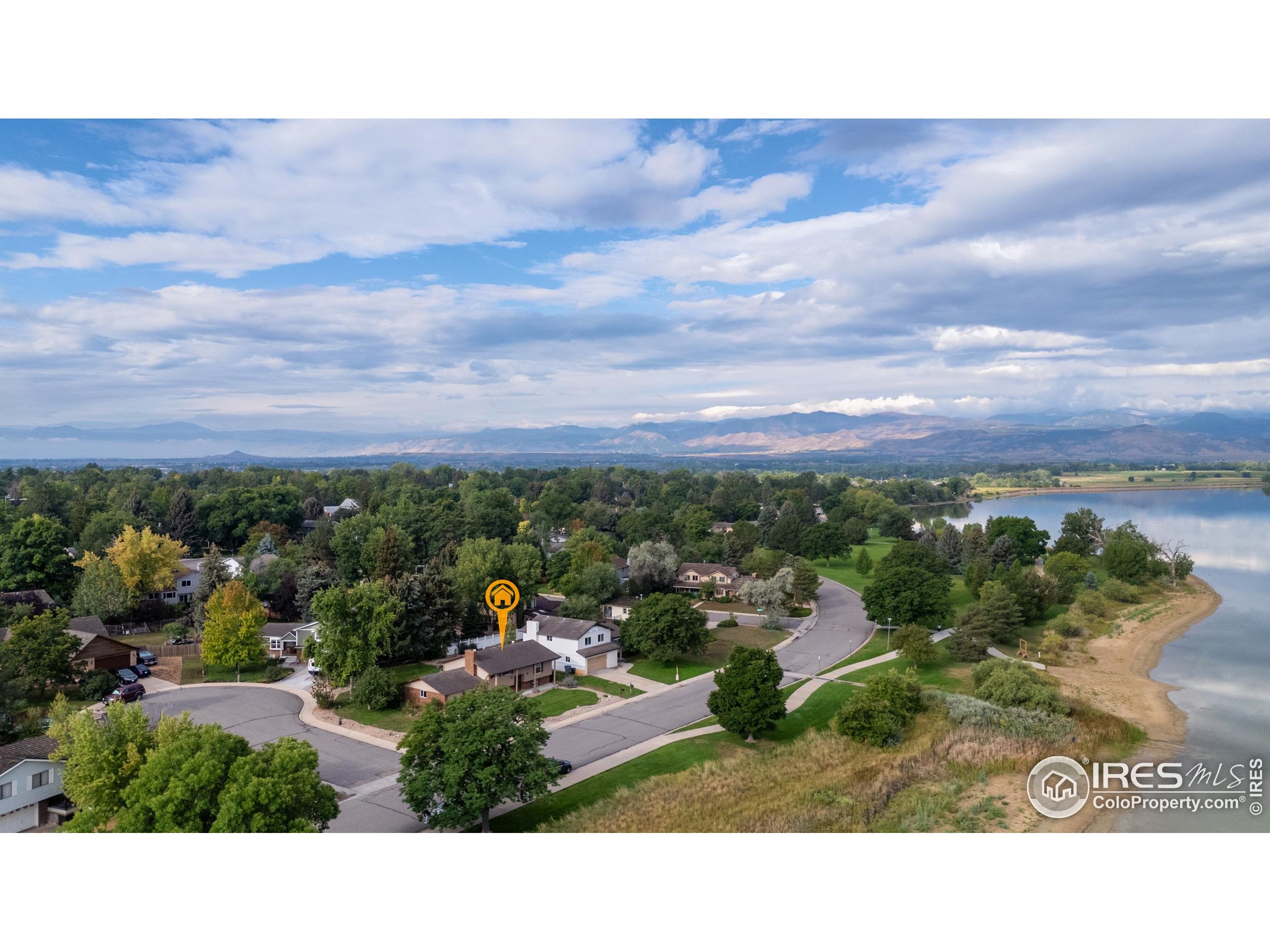 2959 Lakeshore Dr