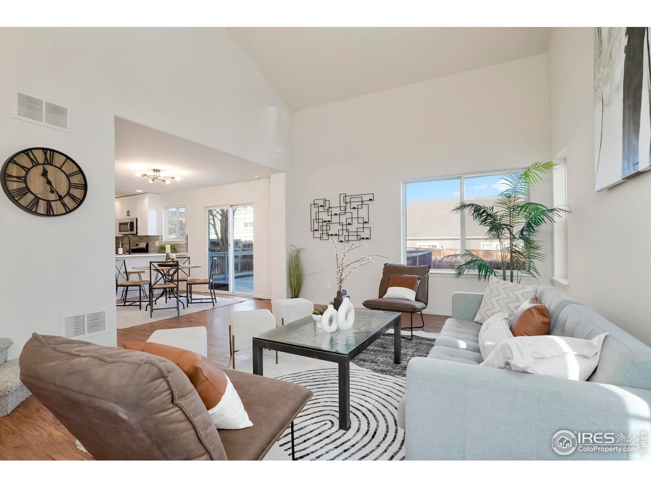 5619 Blue Mountain Cir