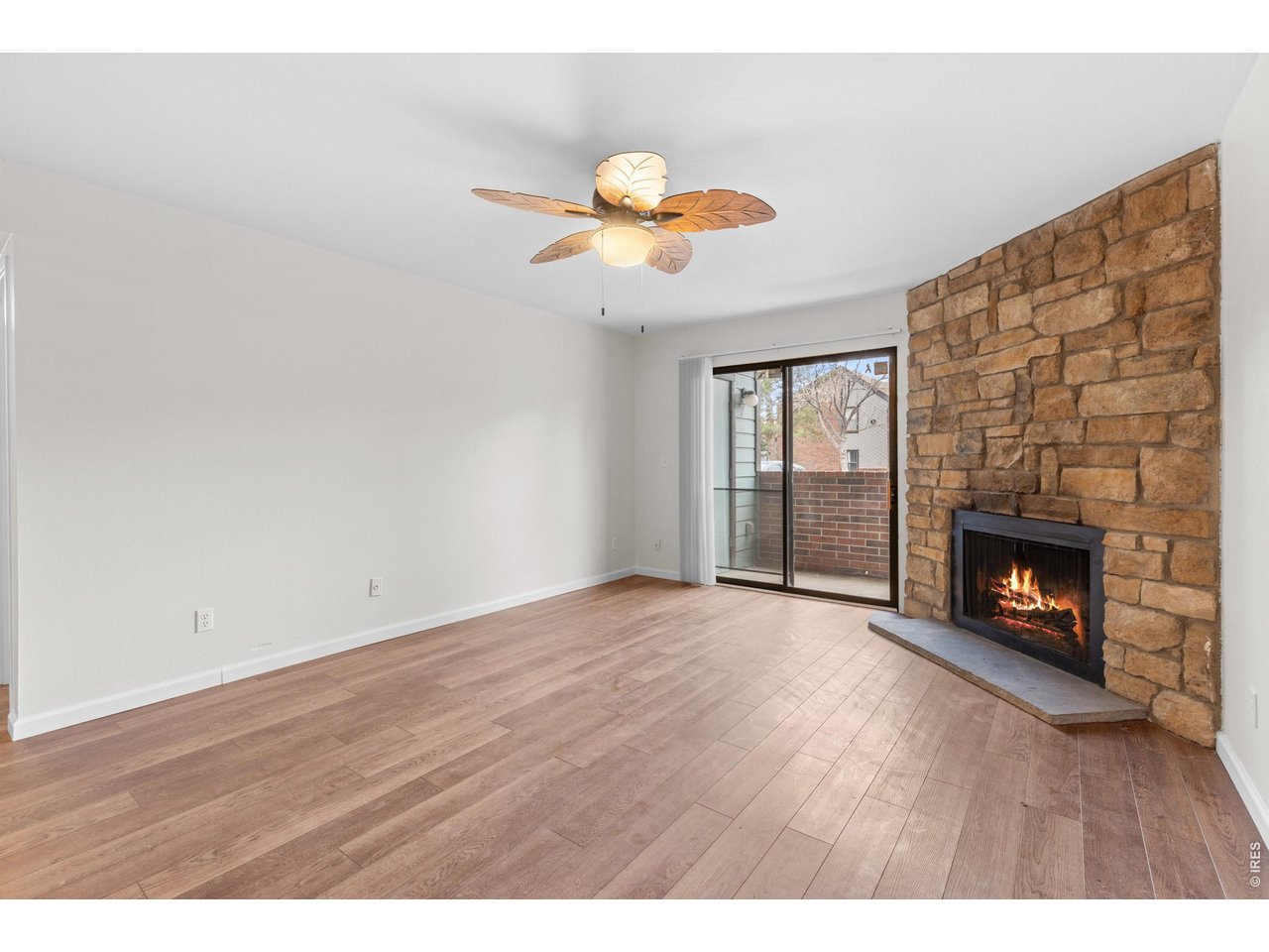 11907 E Harvard Ave 102