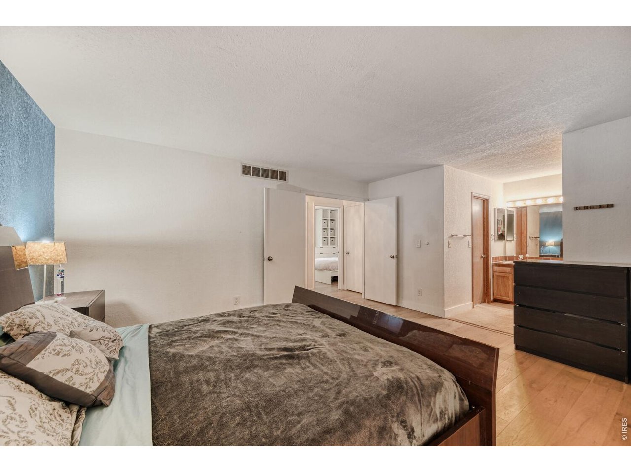 5465 La Plata Cir