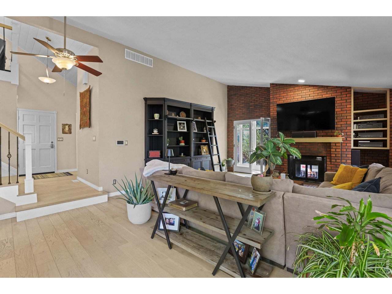 5433 La Plata Cir