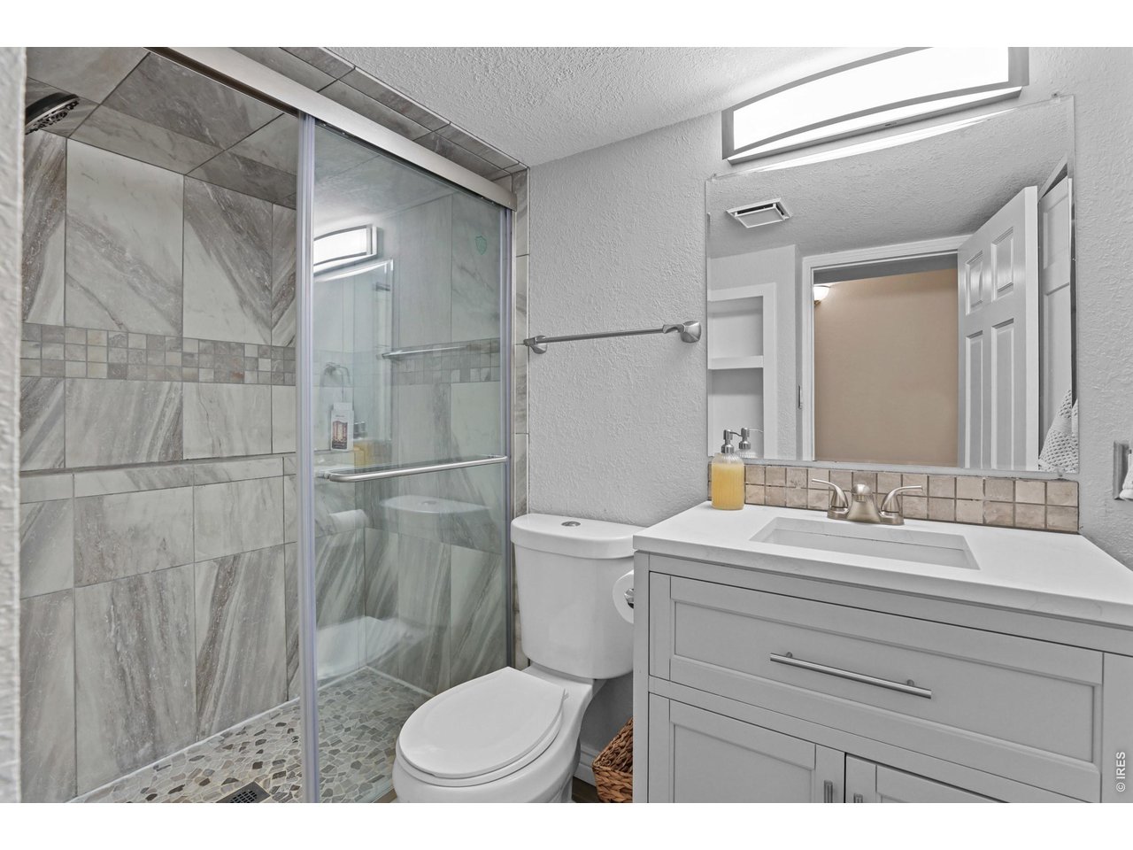 5433 La Plata Cir
