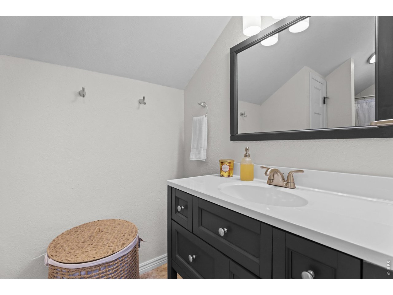 5433 La Plata Cir