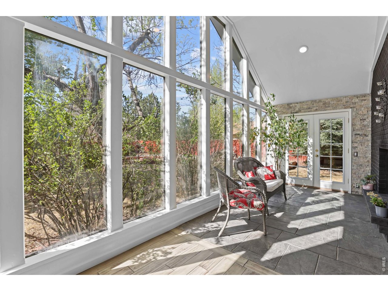 5433 La Plata Cir