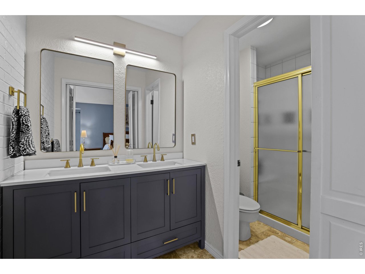 5433 La Plata Cir