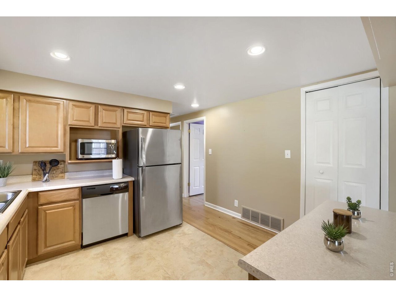 125 S 33rd St
