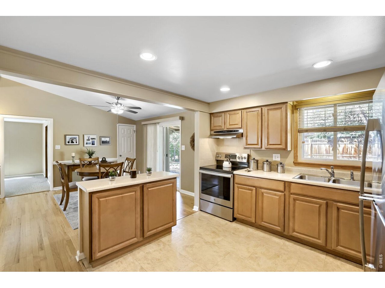 125 S 33rd St