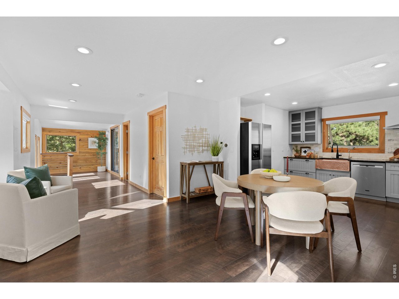 1003 Eagle Dr