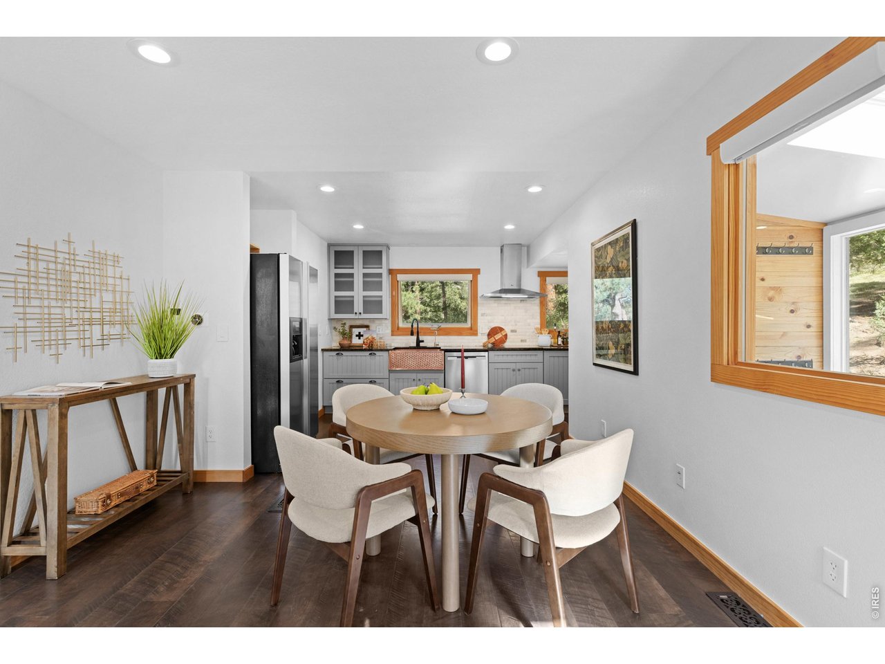 1003 Eagle Dr