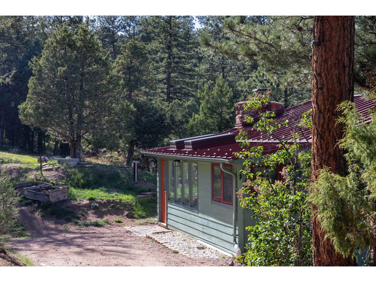 1003 Eagle Dr