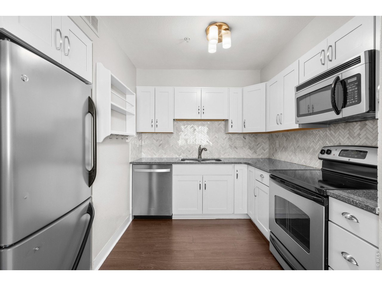 5530 Stonewall Pl 32