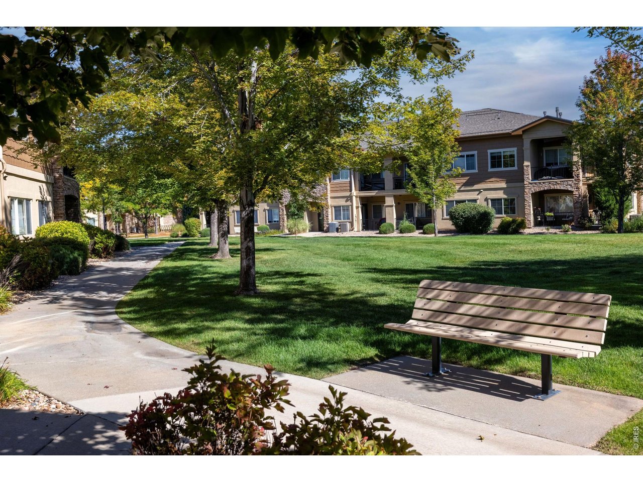 1012 Sonoma Cir 5B