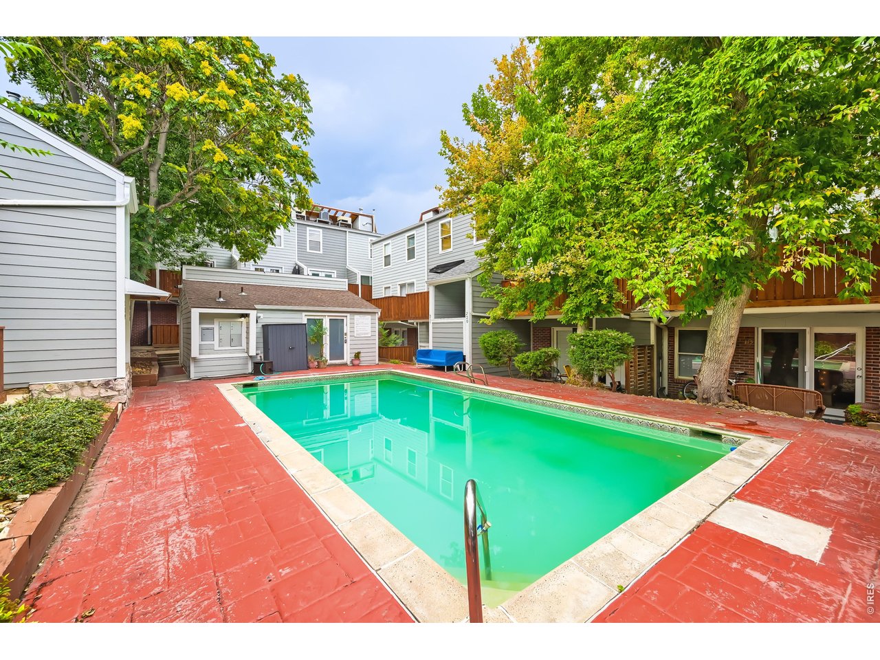 1111 Maxwell Ave 110