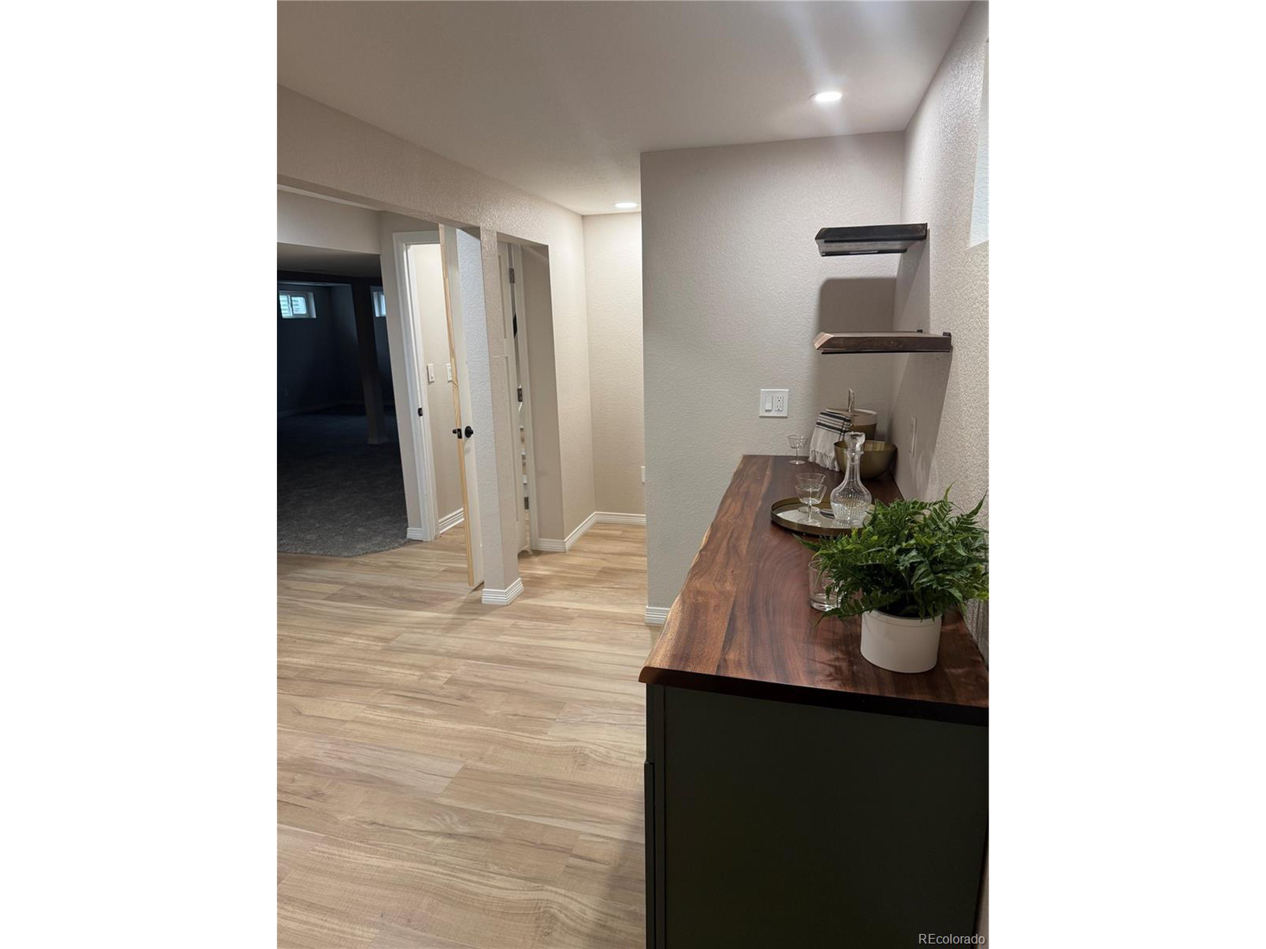 8195 Field Ct