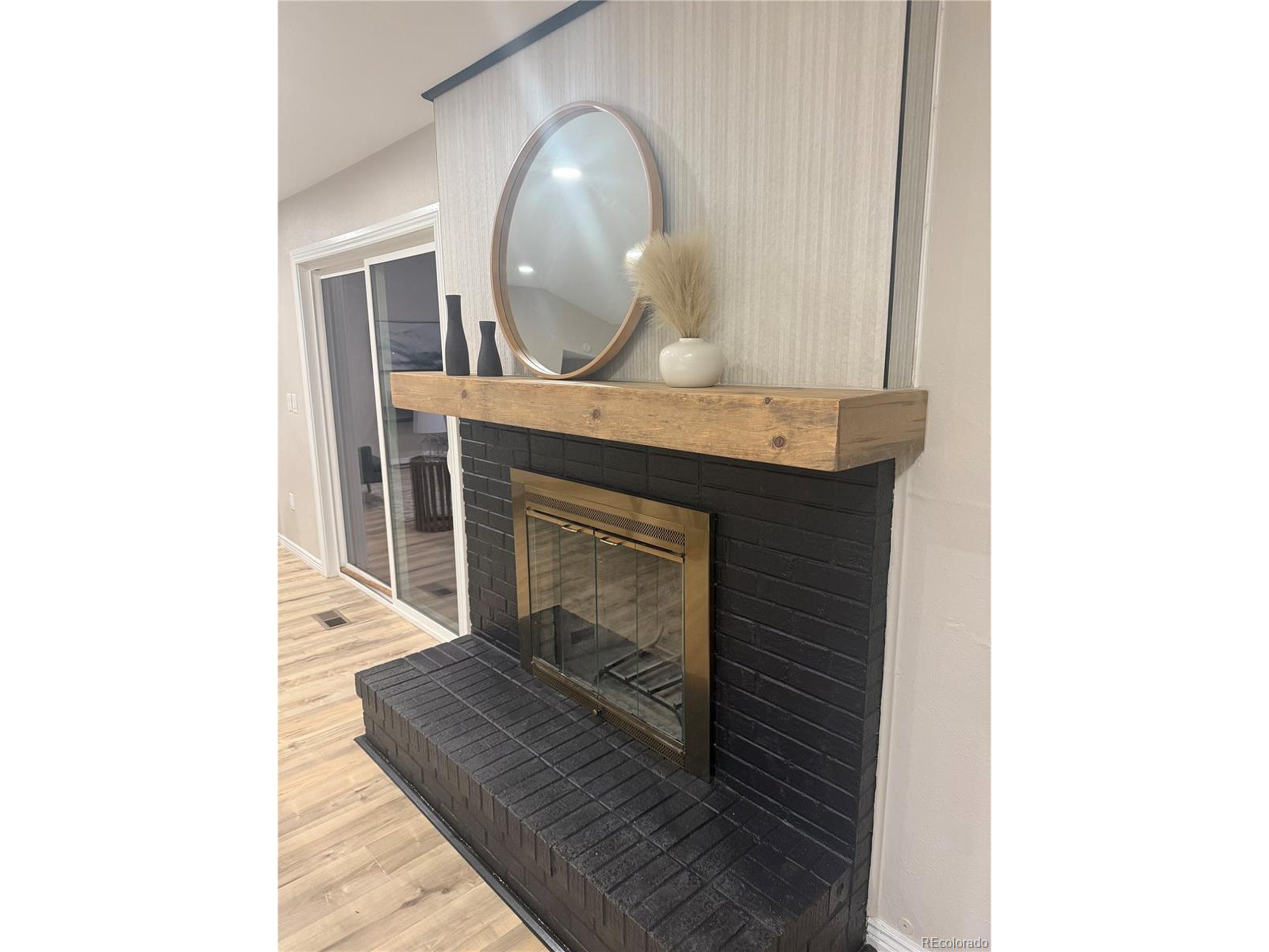 8195 Field Ct