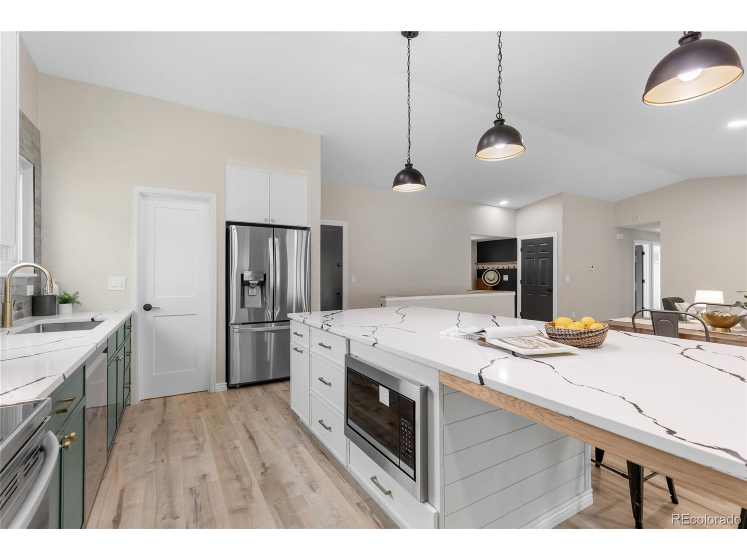 8195 Field Ct