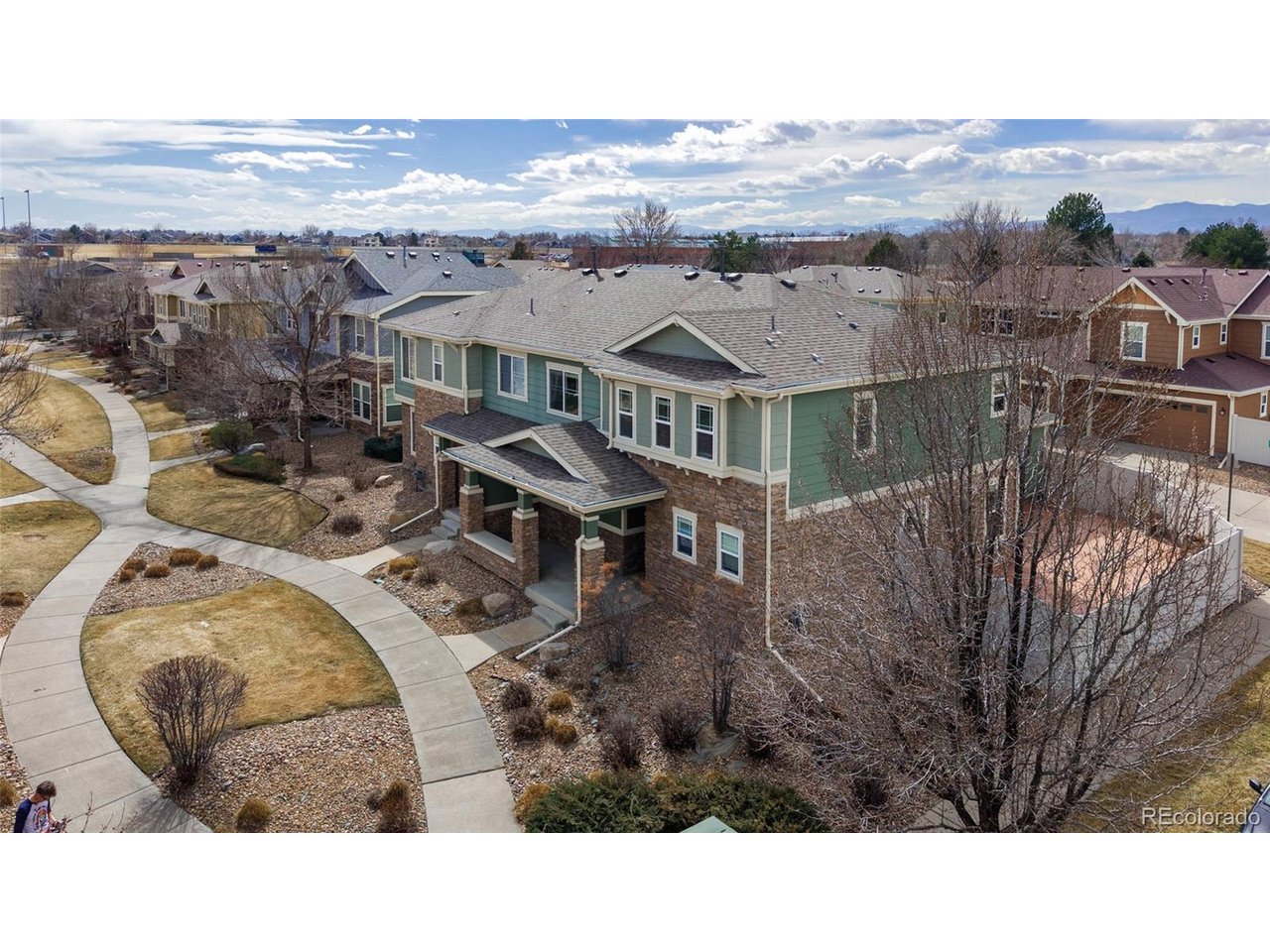 10466 Garland Dr