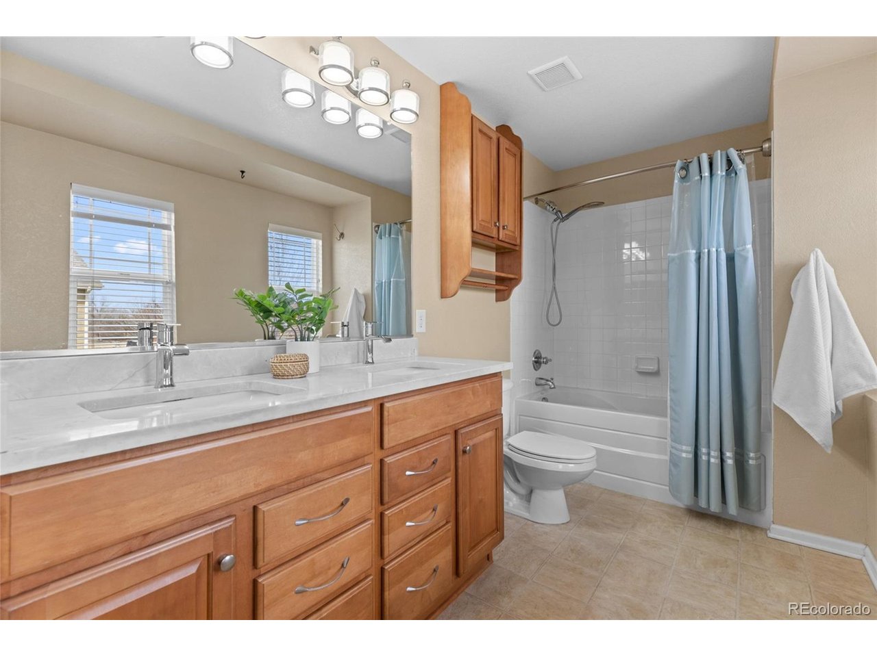 10466 Garland Dr