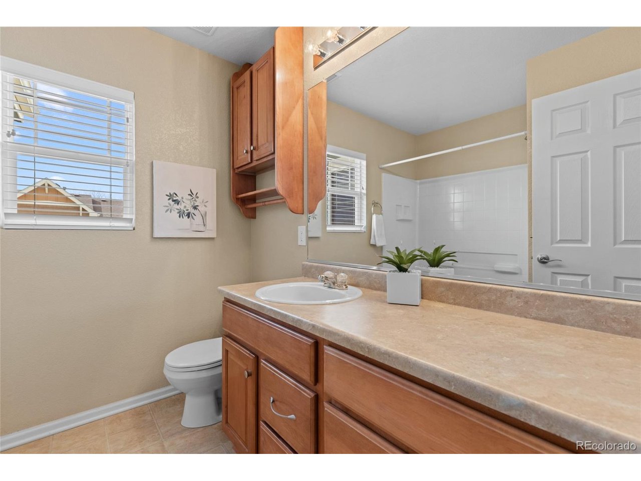 10466 Garland Dr