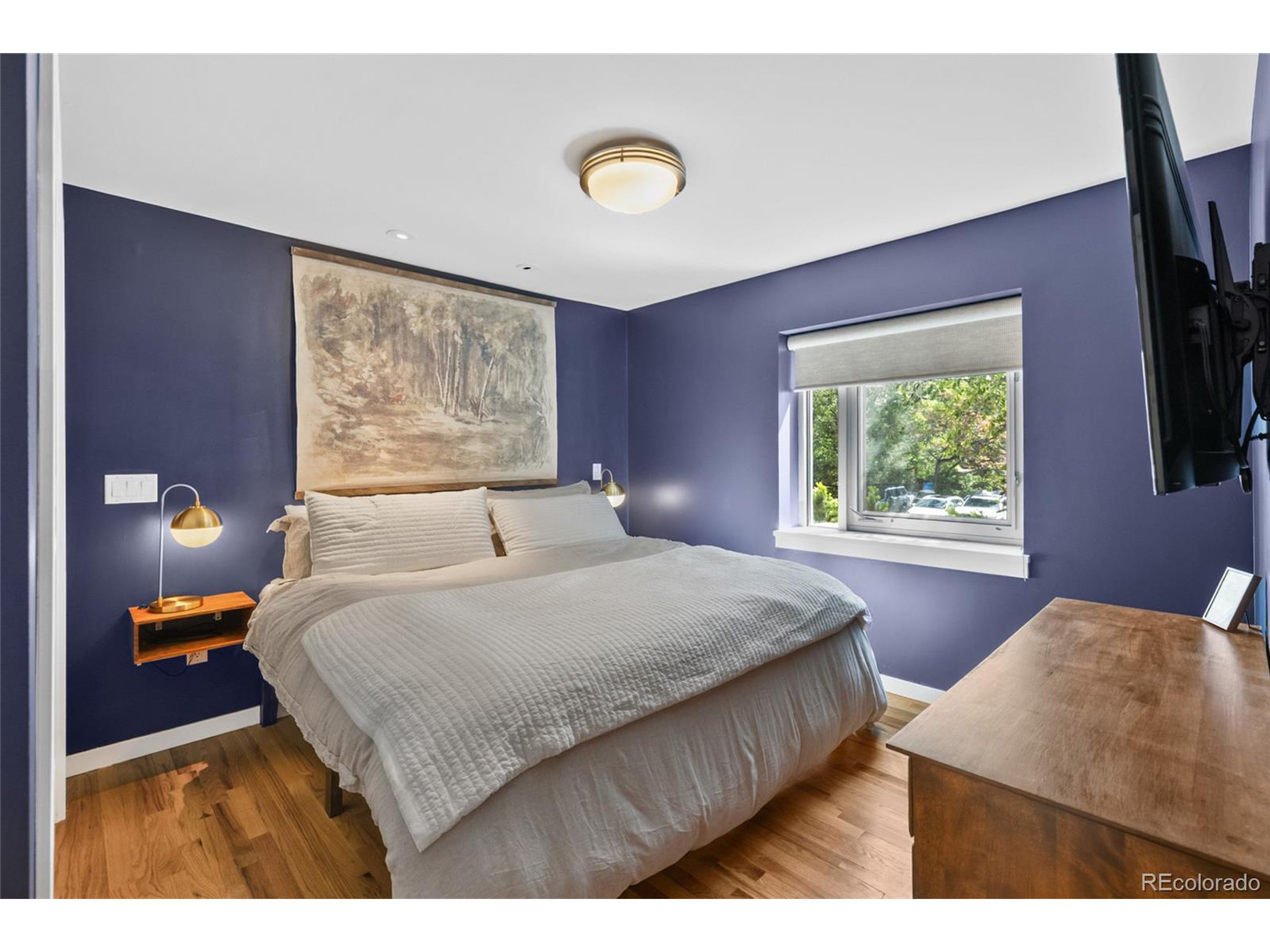 1201 Balsam Ave 201