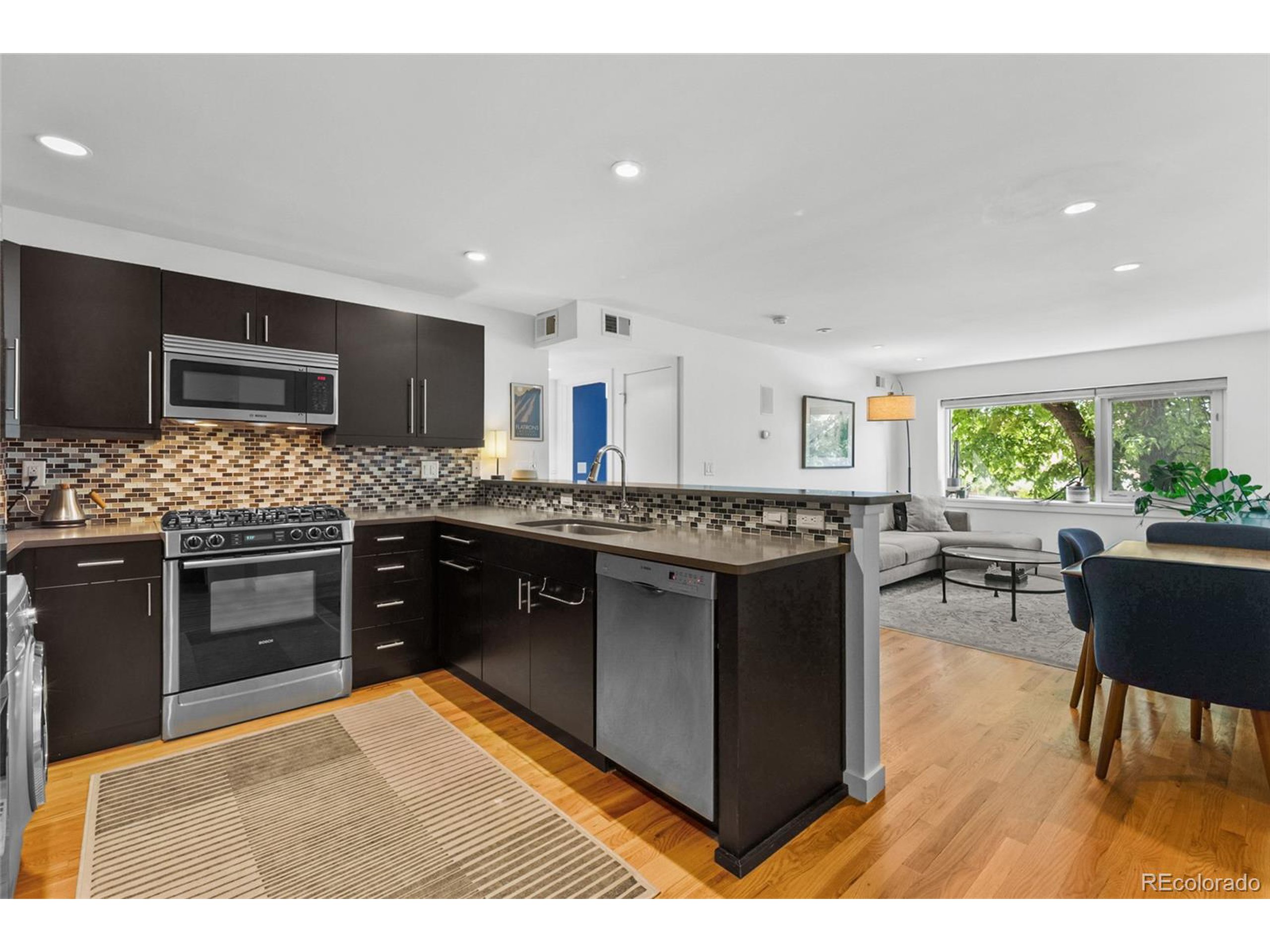 1201 Balsam Ave 201