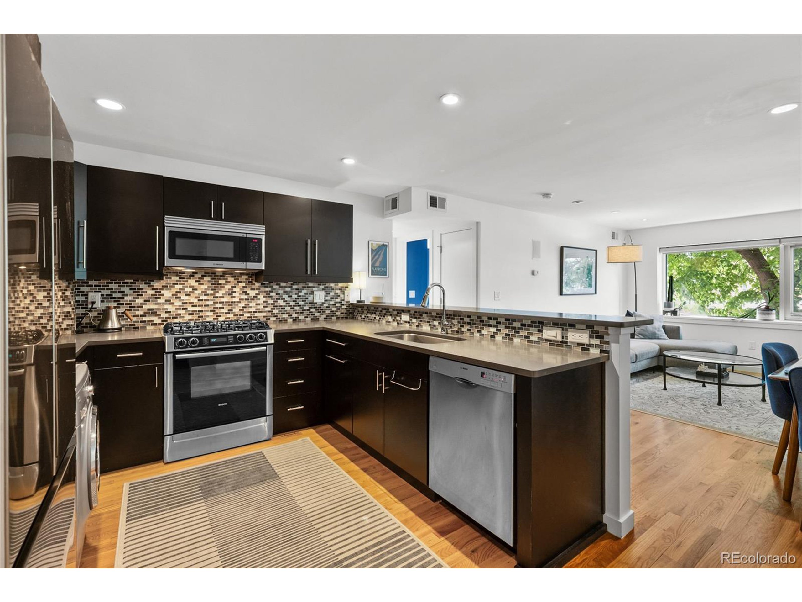1201 Balsam Ave 201