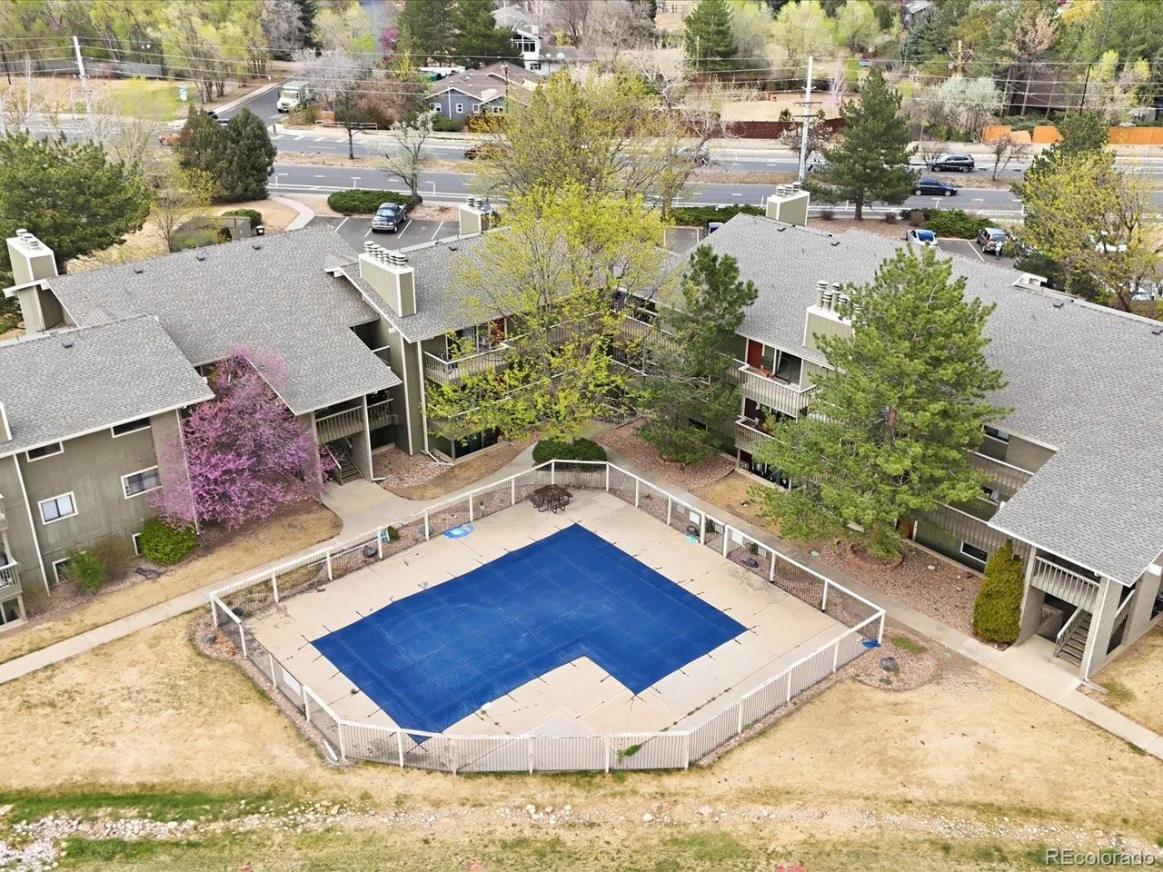 695 Manhattan Dr 109