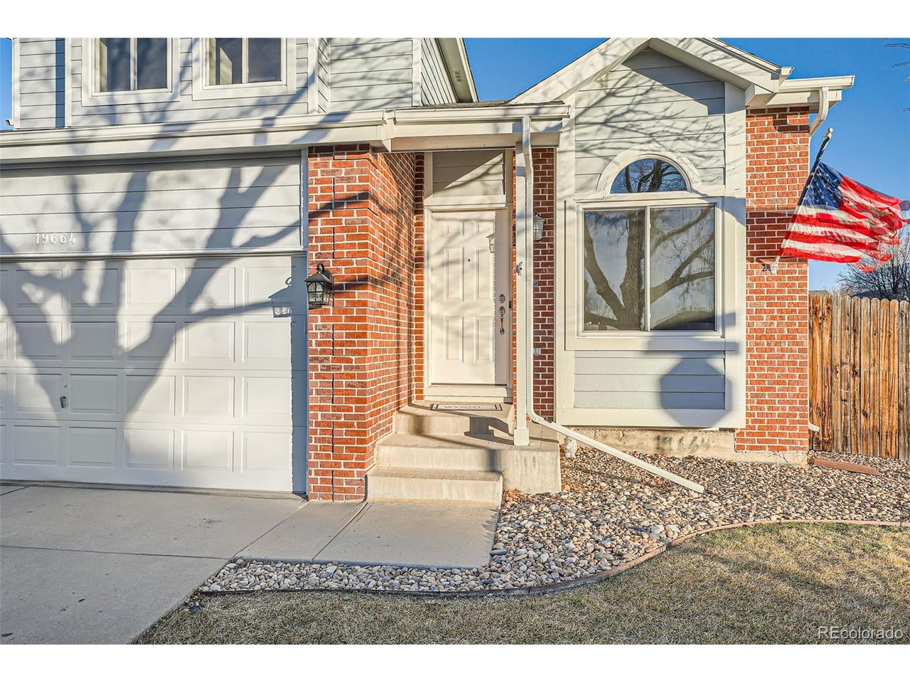 19664 E Caspian Cir