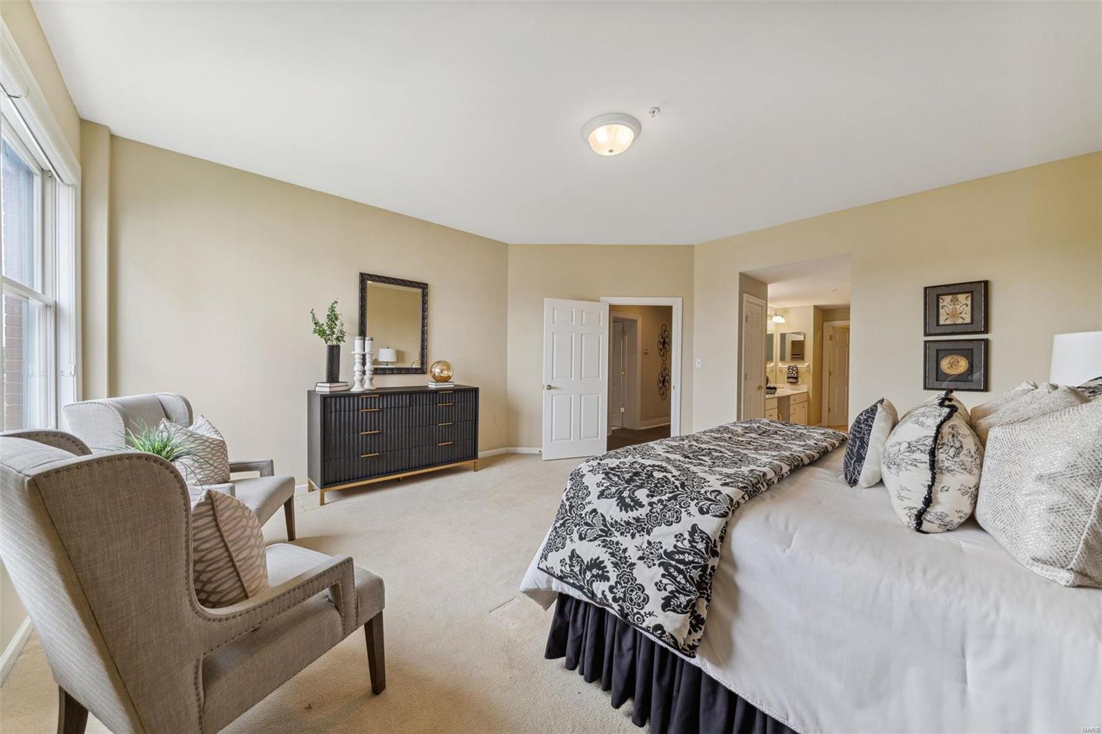 750 S Hanley Road Unit: 62
