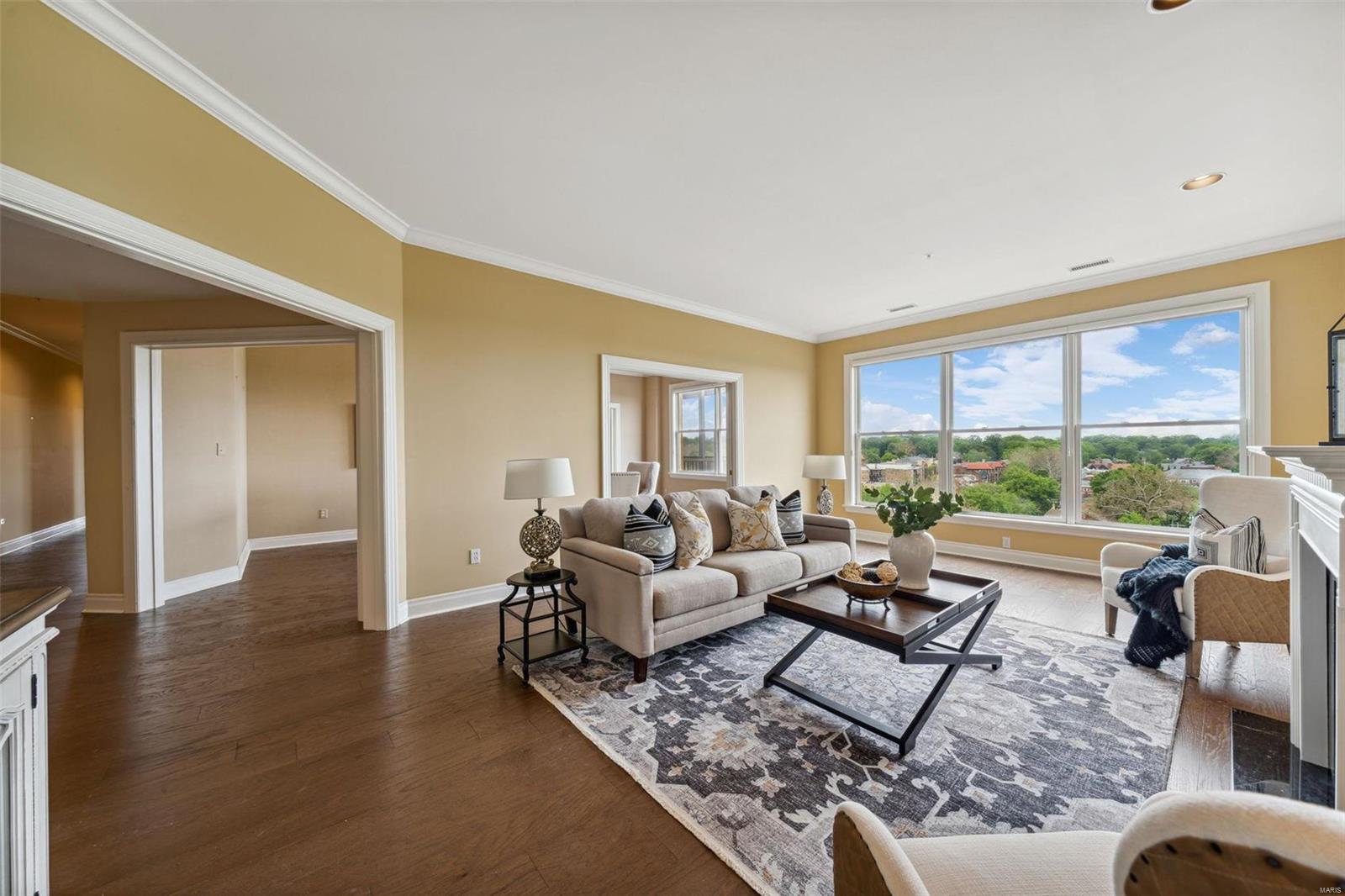 750 S Hanley Road Unit: 62