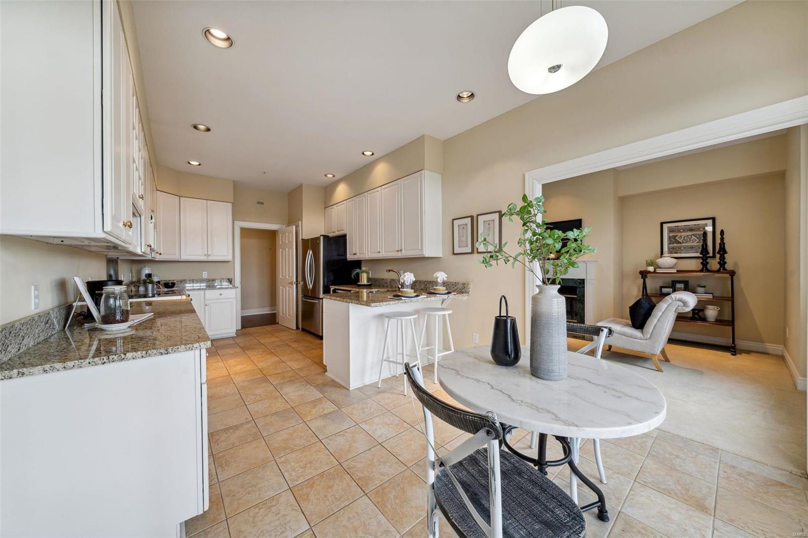 750 S Hanley Road Unit: 62