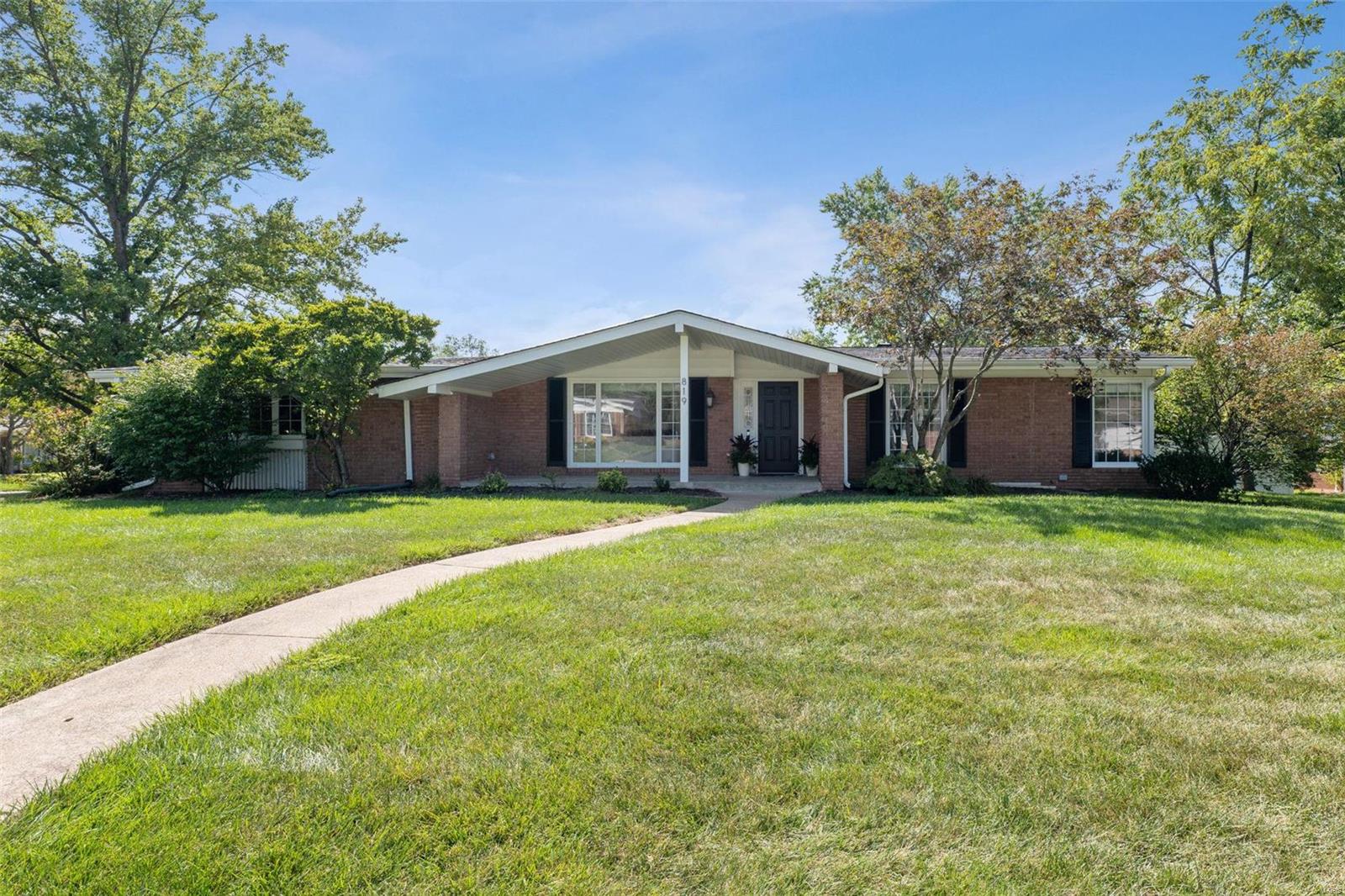 819 Westwood Drive