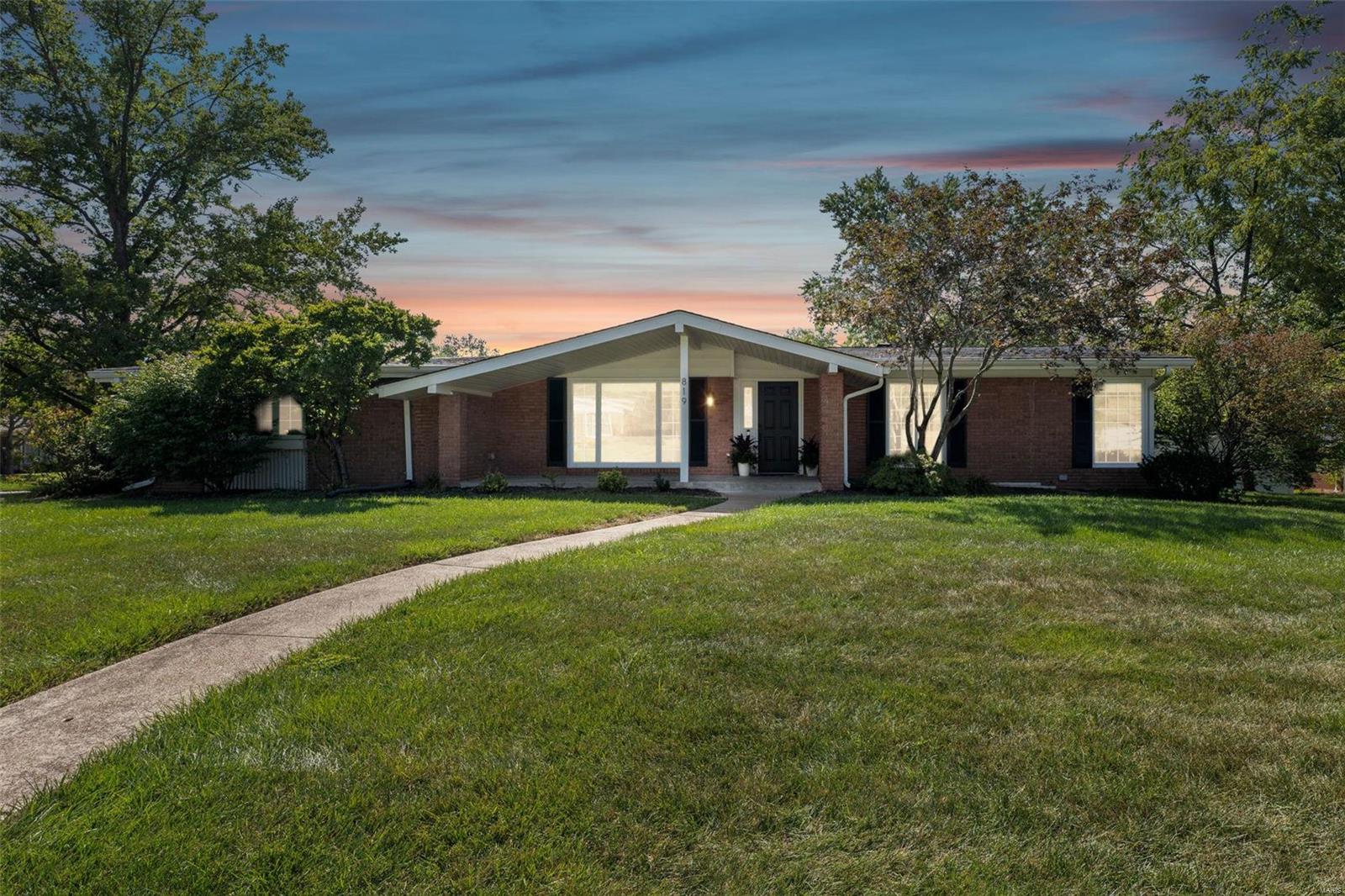 819 Westwood Drive