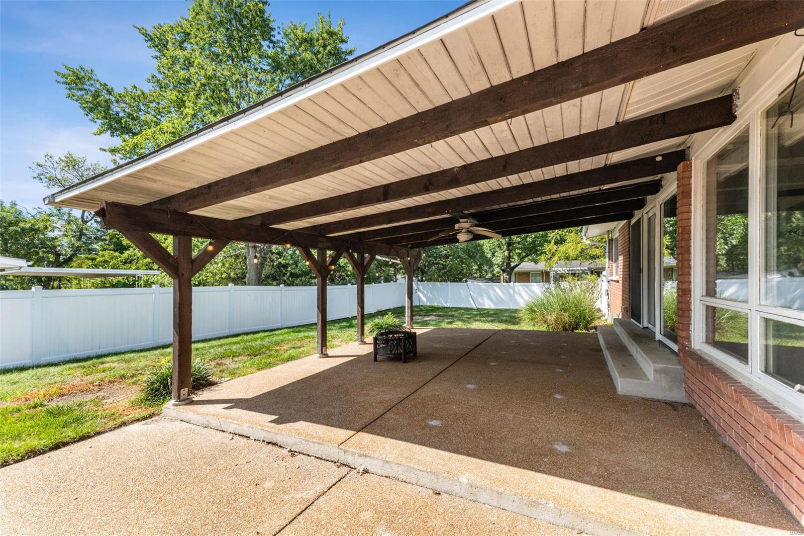 819 Westwood Drive
