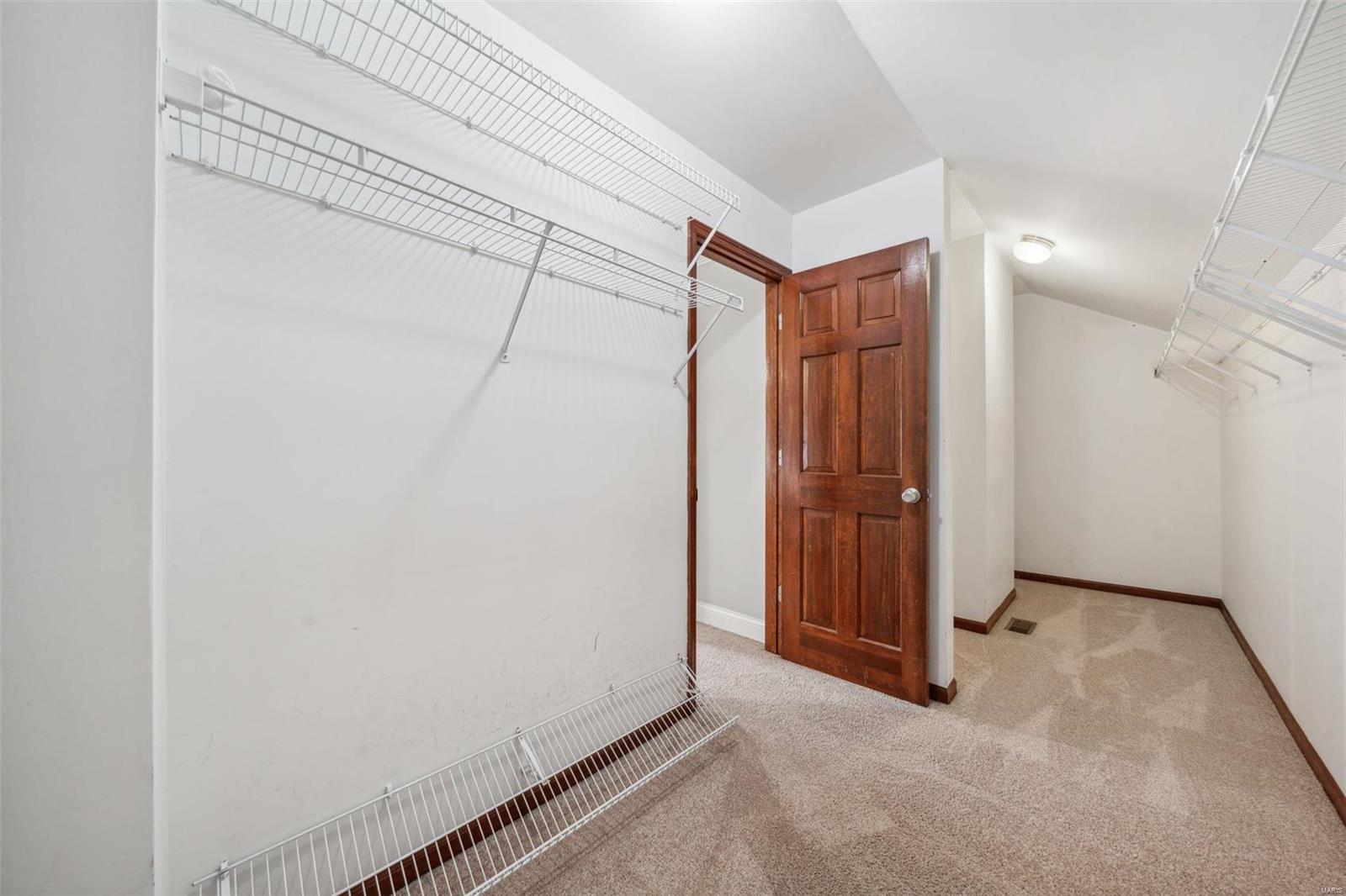 1100 Oak Borough Drive