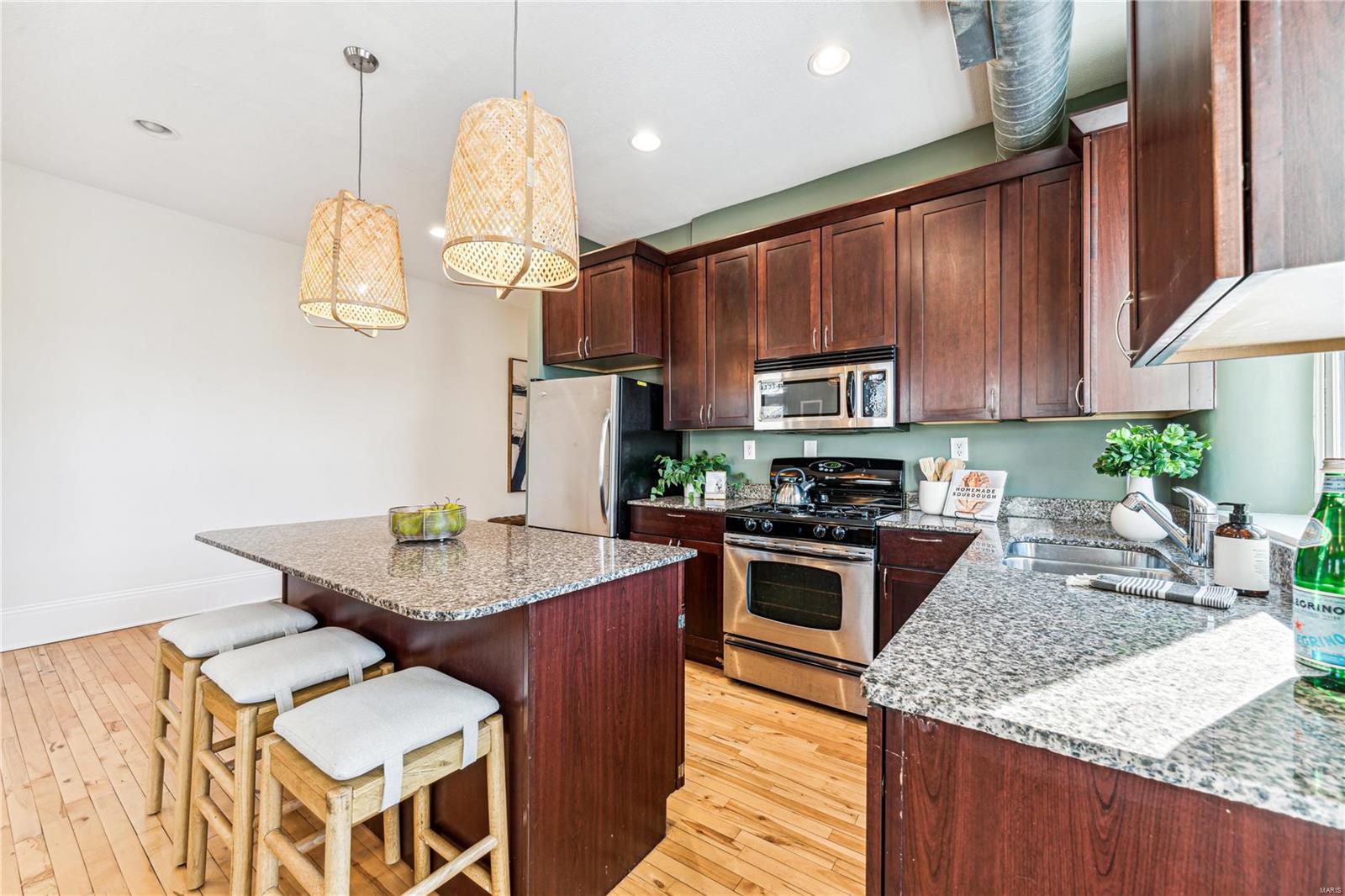 4133 Russell Blvd Unit: B