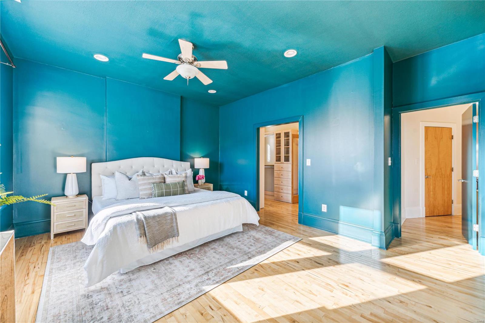 4133 Russell Blvd Unit: B