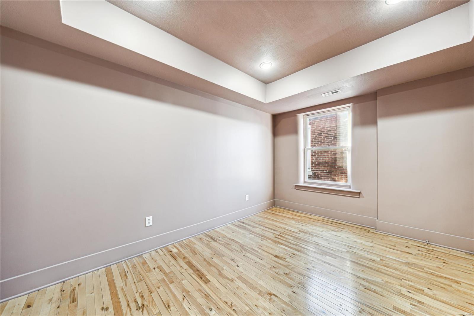 4133 Russell Blvd Unit: B