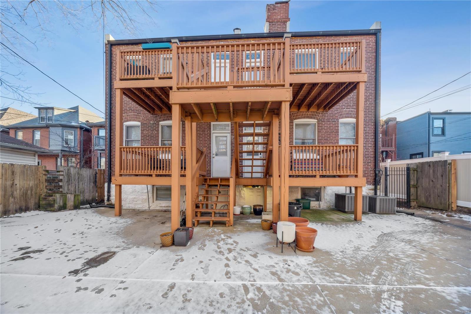 4133 Russell Blvd Unit: B