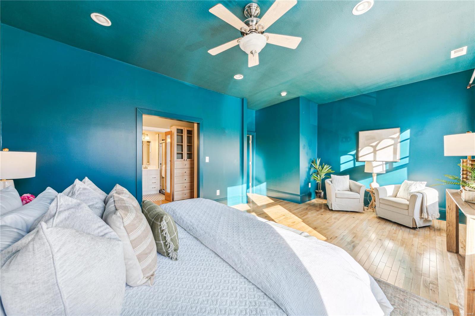 4133 Russell Blvd Unit: B