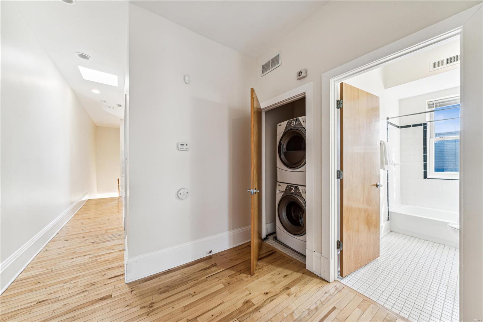 4133 Russell Blvd Unit: B